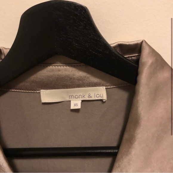 Monk and Lou Satin Button-Down shirt - Picture 2 of 3